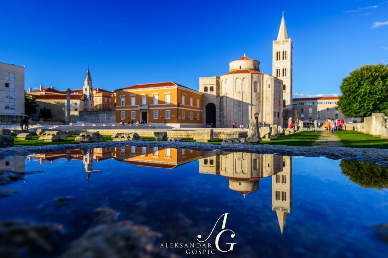 Lupino'S Gallery Apartment - Old Town Zadar Buitenkant foto